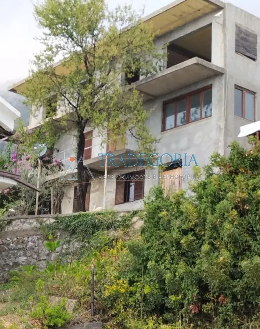 Prodaja, kuća, 360m², Bar, Crna Gora
