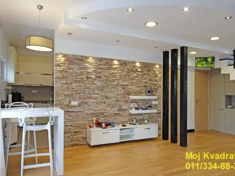 Prodaja, četvorosoban stan, 130m², Vračar Hram, Vračar Sve Podlokacije - image 2