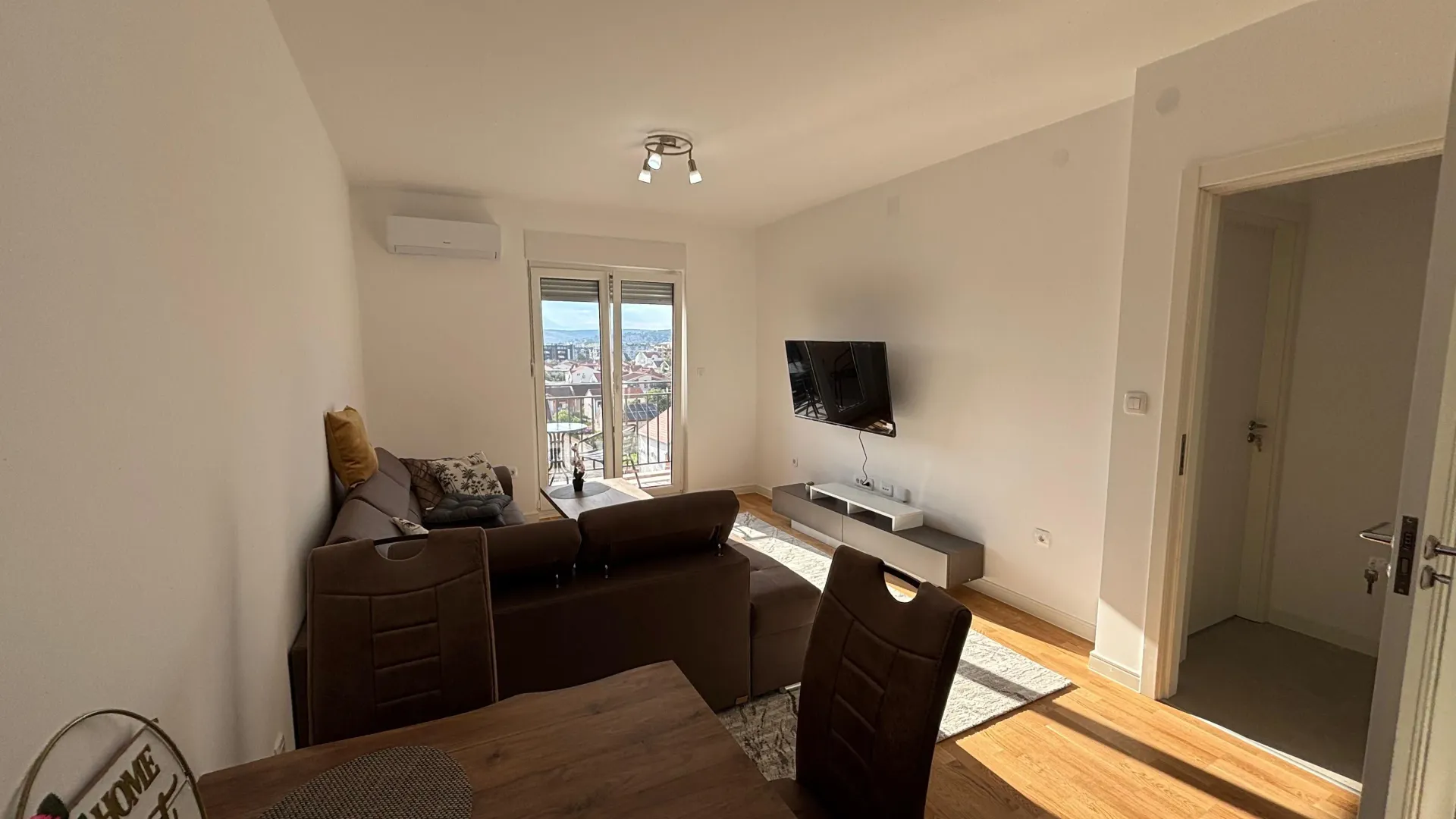 Rent, one bedroom apartment, 45m², Stari Aerodrom, Podgorica