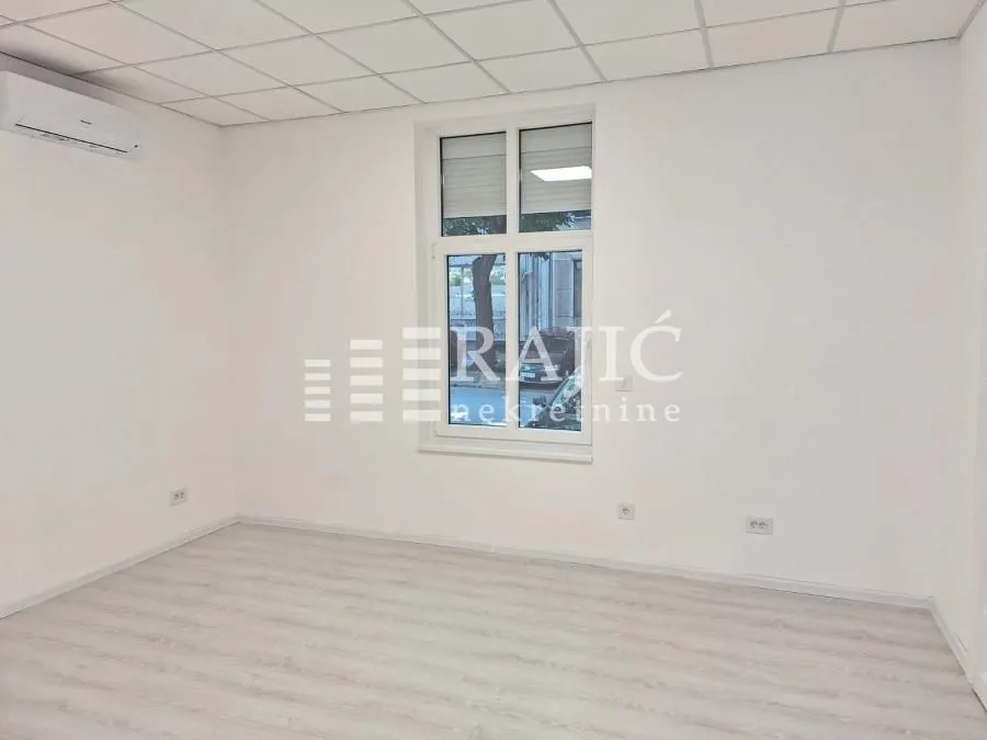 Izdavanje, kuća, 100m², Stari Grad, Beograd