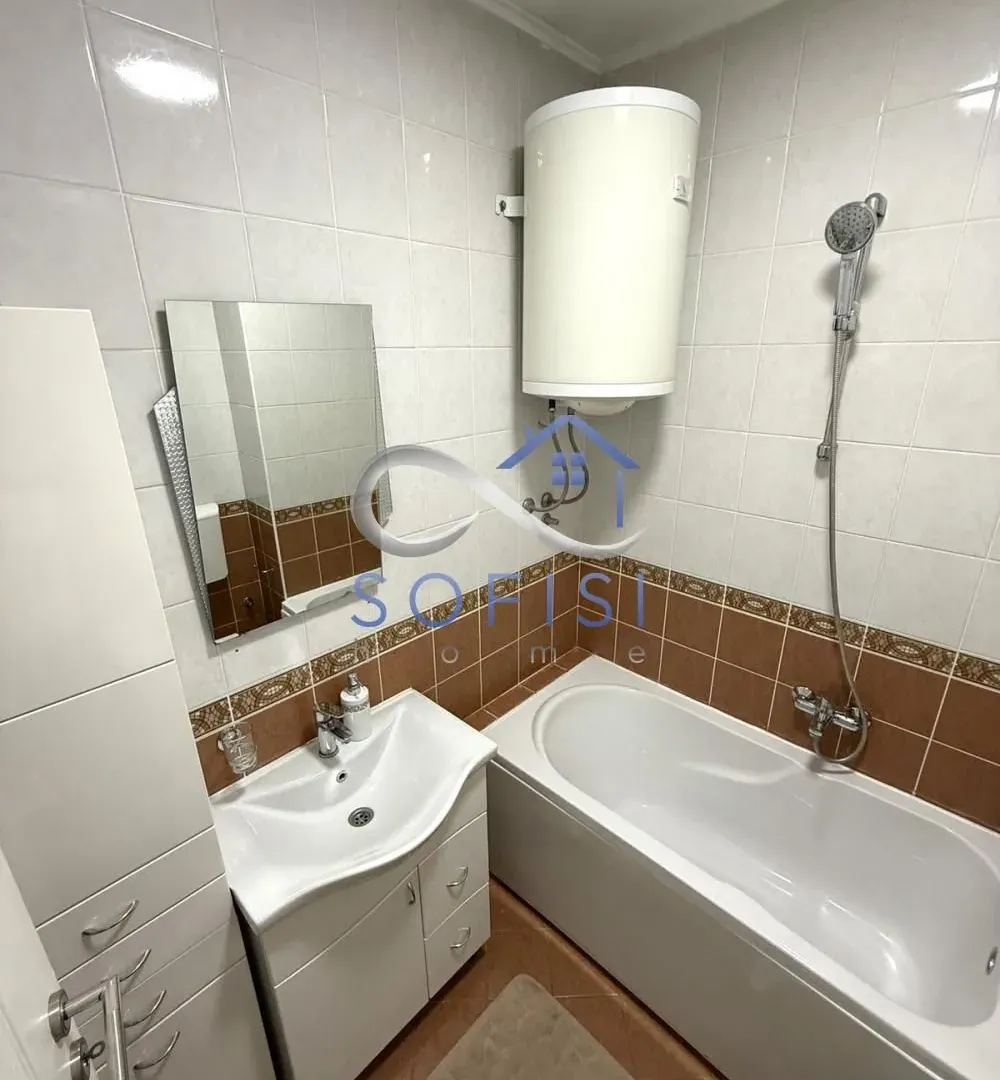 Izdavanje, dvosoban stan, 50m², Grbavica, Novi Sad Sve Podlokacije