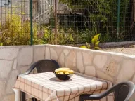 Izdavanje, kuća, 50m², Tivat, Crna Gora - image 14