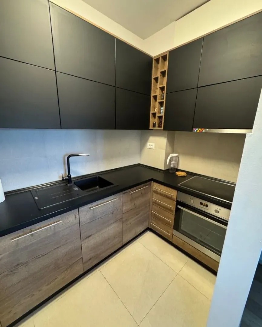 Izdavanje, dvosoban stan, 66m², Centar, Podgorica