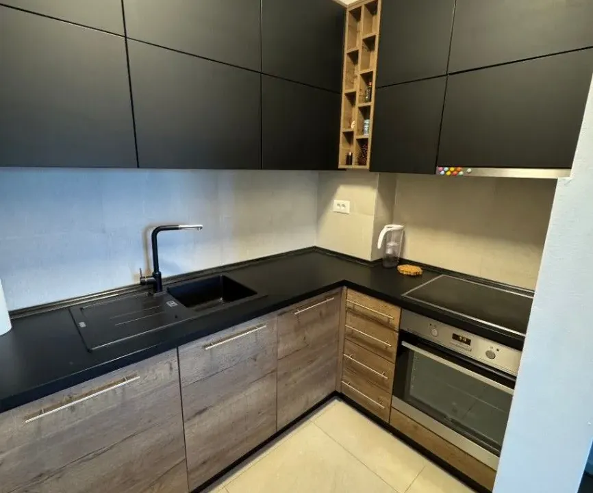 Izdavanje, dvosoban stan, 66m², Centar, Podgorica