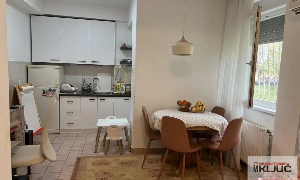 Prodaja, jednosoban stan, 39m², Novo naselje, Novi Sad