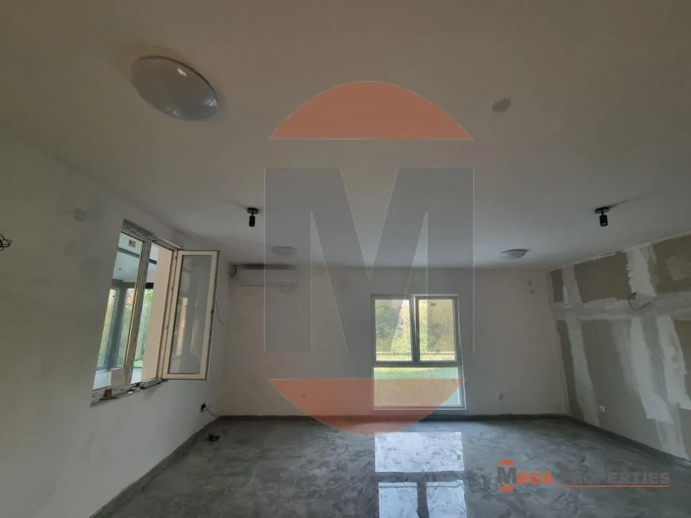 Izdavanje, poslovni prostor, 65m², Kaludjerica, Grocka