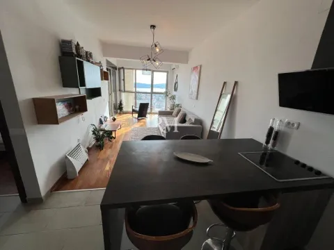 Prodaja, jednosoban stan, 47m², Pod Kuk, Tivat - image 5