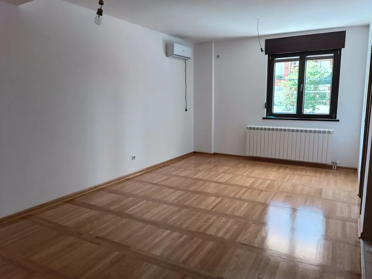 Sale, one bedroom apartment, 41m², Crveni Krst, Beograd