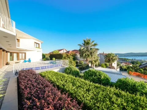 Prodaja, kuća, 285m², Tivat, Crna Gora - image 3