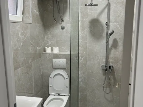 Izdavanje, poslovni prostor, 25m², Babin Do, Budva - image 7