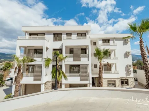 Prodaja, jednosoban stan, 65m², Herceg Novi, Crna Gora - image 39