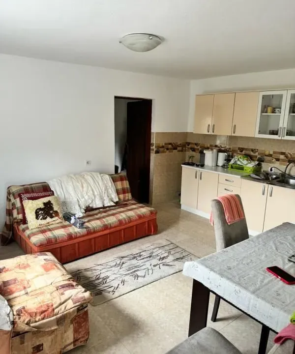 Rent, one bedroom apartment, 45m², Šušanj, Bar