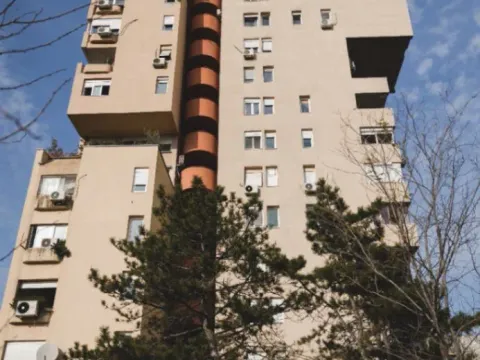 Prodaja, ugostiteljski objekat, 160m², Blok 5, Podgorica - image 2