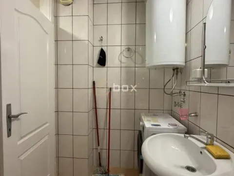 Prodaja, jednosoban stan, 38m², Dom zdravlja, Niš - image 12