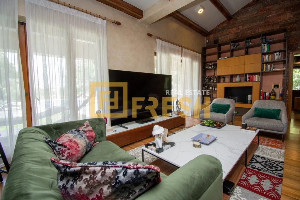 Rent, house, 400m², Danilovgrad, Crna Gora