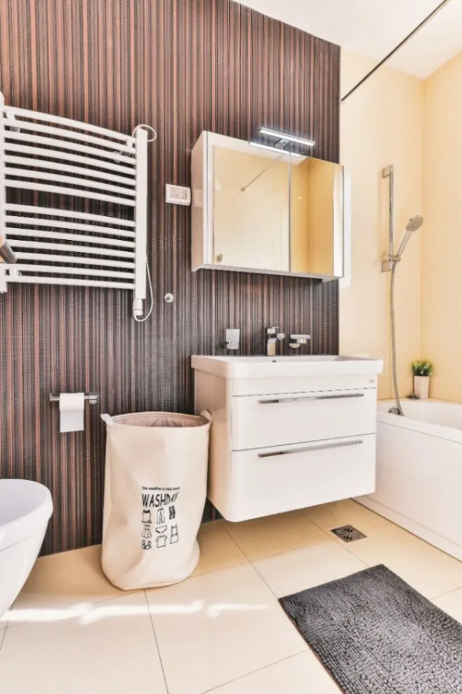 Rent, one bedroom apartment, 81m², Bulevar, Budva
