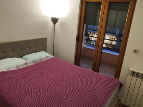 Izdavanje, dvosoban stan, 65m², Preko Morače, Podgorica - image 9