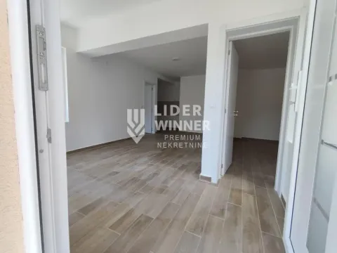 Prodaja, dvosoban stan, 52m², Severni Bulevar, Zvezdara Sve Podlokacije - image 8