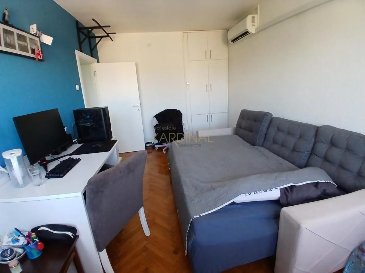 Prodaja, dvosoban stan, 66m², Centar, Jagodina