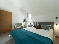 Izdavanje, kuća, 200m², Petrovaradin, Novi Sad - image 5