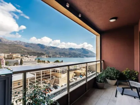 Prodaja, dvosoban stan, 79m², Budva, Crna Gora - image 3