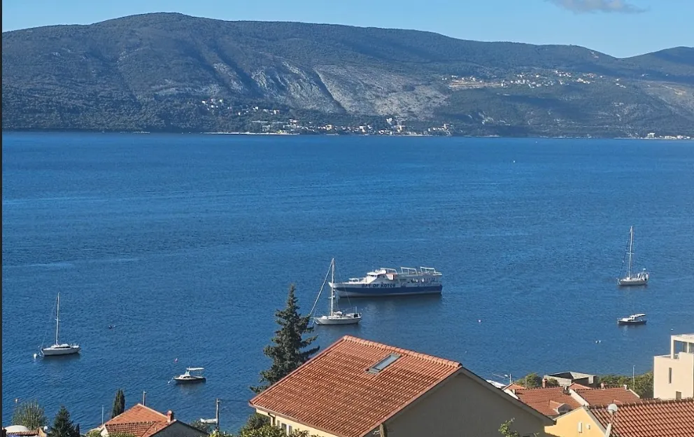 Izdavanje, jednosoban stan, 39m², Kumbor, Herceg Novi