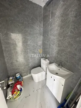 Rent, office space, 100m², Dalmatinska ulica, Podgorica - image 11