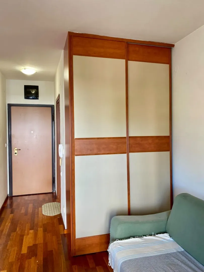Izdavanje, garsonjera, 30m², City Kvart, Podgorica