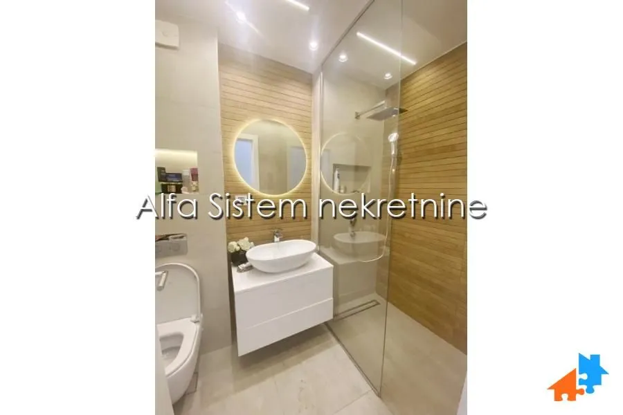 Izdavanje, dvosoban stan, 43m², Vračar Centar, Vračar Sve Podlokacije