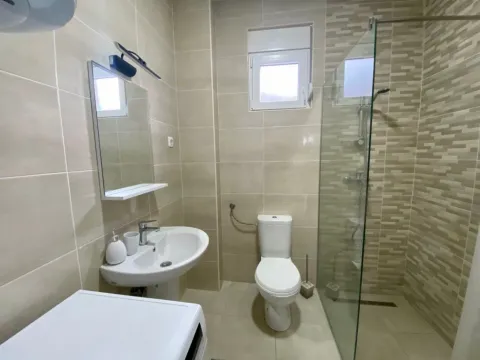 Sale, two bedroom apartment, 58m², Bečići, Budva - image 5