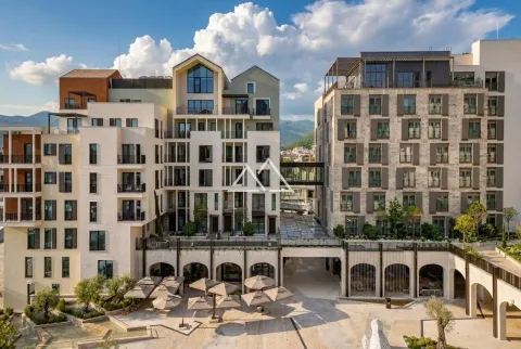 Sale, studio apartment, 43m², Tivat, Crna Gora - image 13