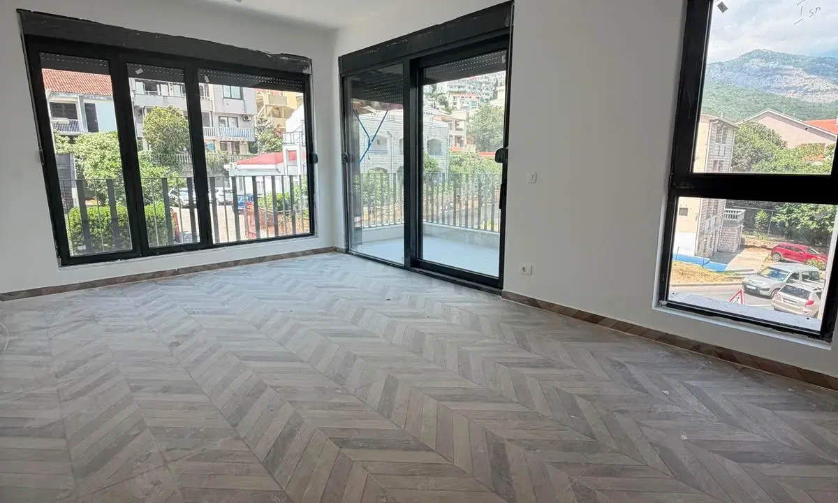 Sale, one bedroom apartment, 53m², Centar, Budva