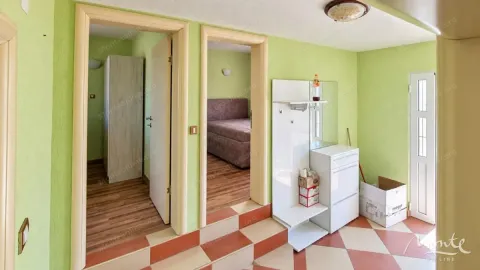 Prodaja, kuća, 73m², Podgorica, Crna Gora - image 4