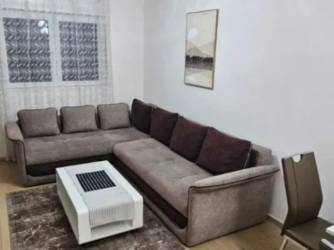 Izdavanje, jednosoban stan, 47m², City Kvart, Podgorica - image 3