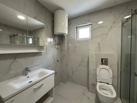 Prodaja, jednosoban stan, 61m², Dubovica, Budva - image 8