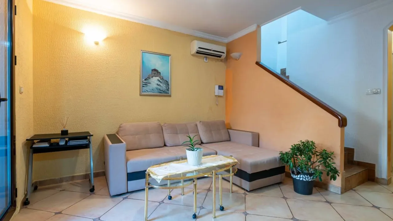 Sale, apartment, 102m², Budva, Crna Gora