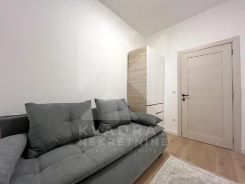 Izdavanje, dvosoban stan, 40m², Zabjelo, Podgorica - image 8