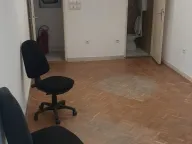 Izdavanje, poslovni prostor, 19m², Blok 5, Podgorica - image 1