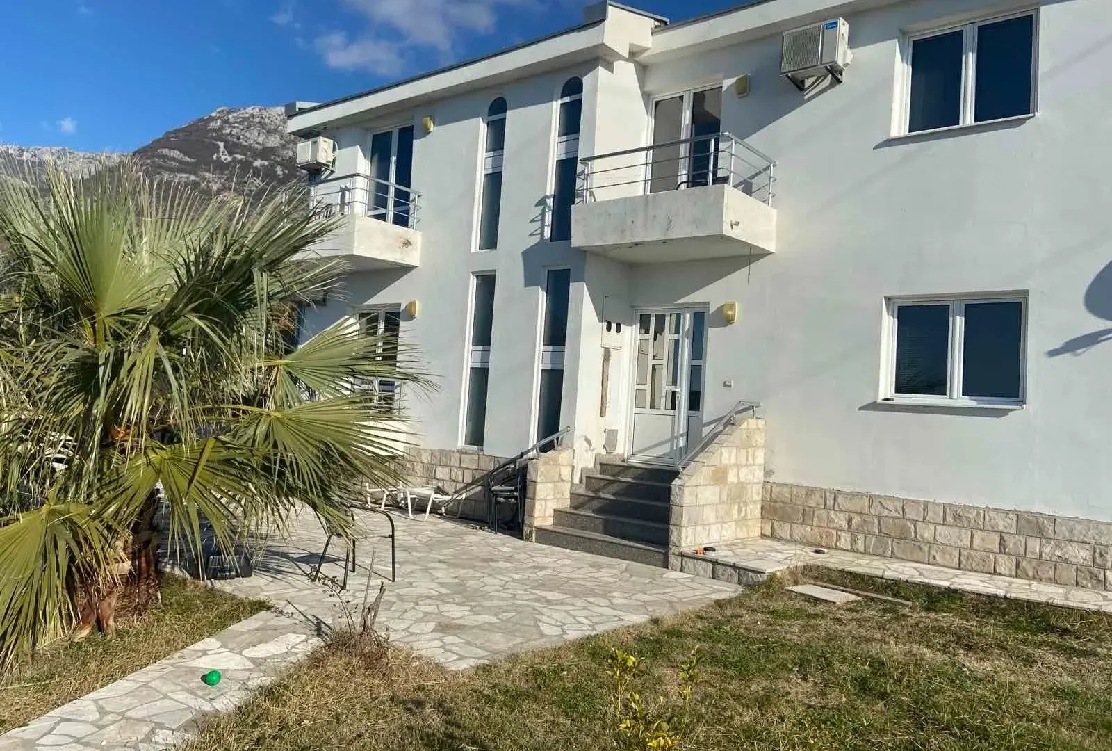 Sale, house, 194m², Sutomore, Bar