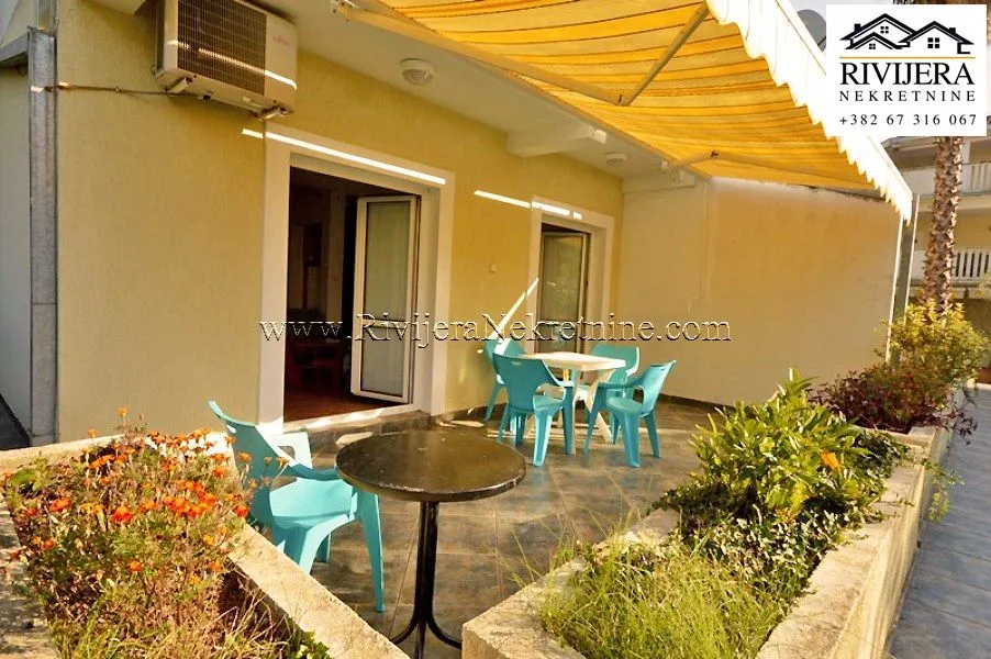 Prodaja, jednosoban stan, 60m², Baošići, Herceg Novi