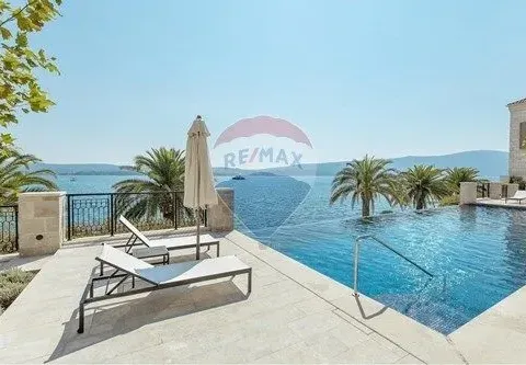 Prodaja, dvosoban stan, 118m², Porto Montenegro, Tivat - image 11