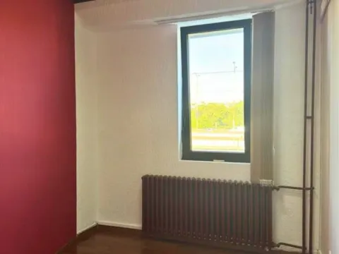Izdavanje, poslovni prostor, 75m², Savski Venac, Beograd - image 11