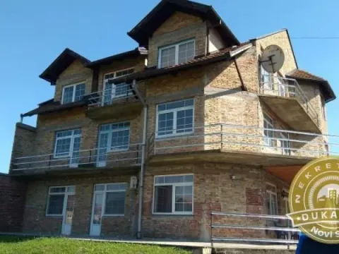 Prodaja, kuća, 962m², Futog, Novi Sad Sve Podlokacije - image 47