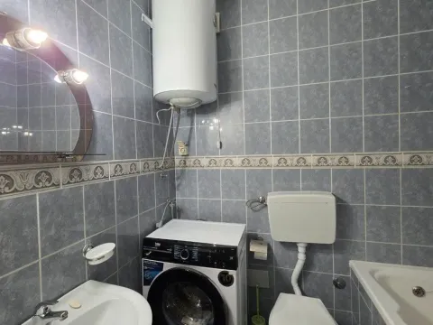 Izdavanje, jednosoban stan, 40m², Zagorič, Podgorica - image 9