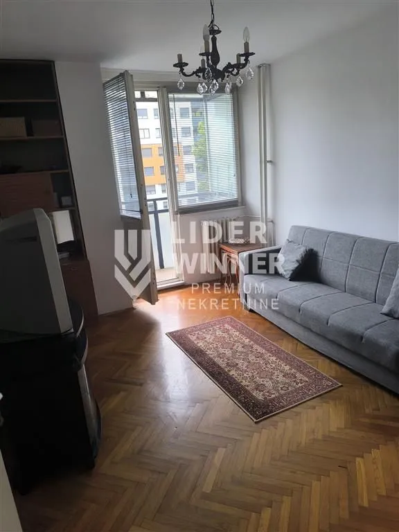 Sale, two bedroom apartment, 65m², Južni Bulevar, Vračar Sve Podlokacije