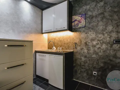Prodaja, garsonjera, 25m², Vezirov Most, Podgorica - image 9