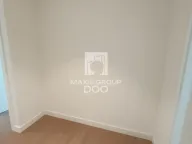 Izdavanje, četvorosoban stan, 116m², Savski Venac, Beograd - image 17