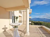 Sale, three bedroom apartment, 133m², Đenovići, Herceg Novi - image 1