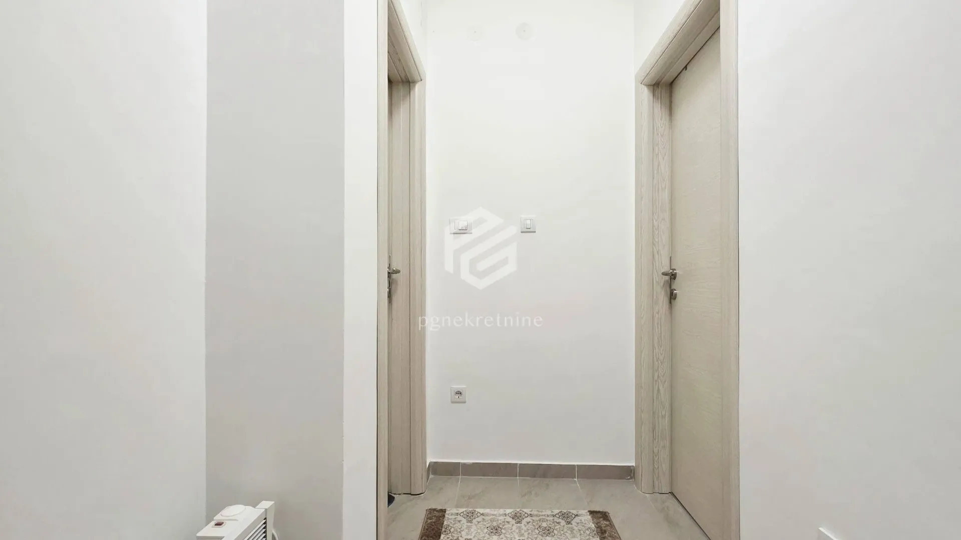 Prodaja, dvosoban stan, 76m², Stari Aerodrom, Podgorica