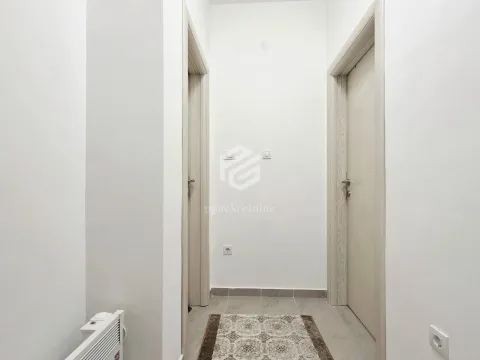 Sale, two bedroom apartment, 76m², Stari Aerodrom, Podgorica - image 16